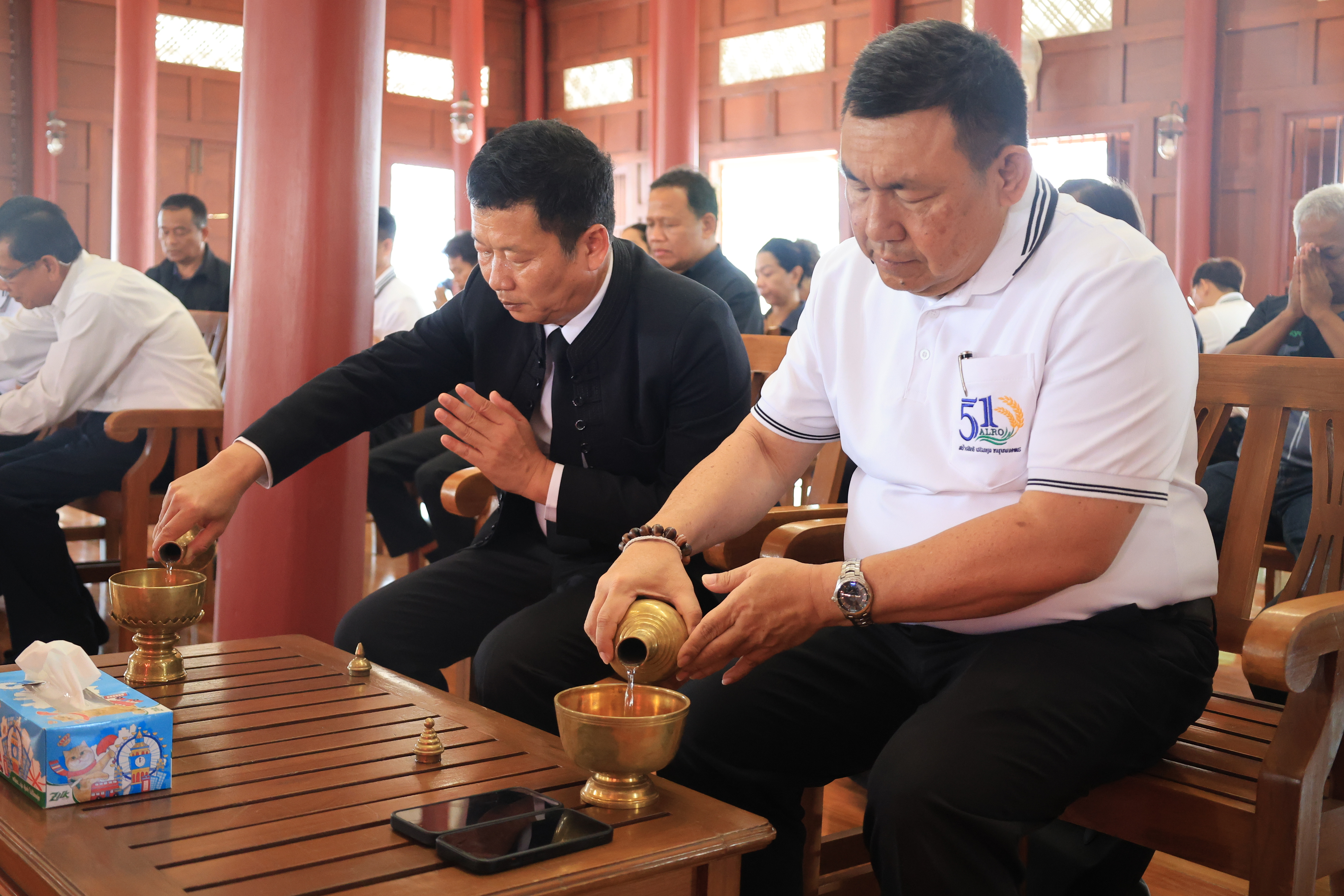 title - เลขาธิการ ส.ป.ก. เป็นประธานในพิธีทำบุญถวายสังฆทานอุทิศส่วนให้พี่น้องช่างสำรวจผู้ล่วงลับ ประจำปี 2569 